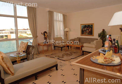 Raouf hotels International Moon 15